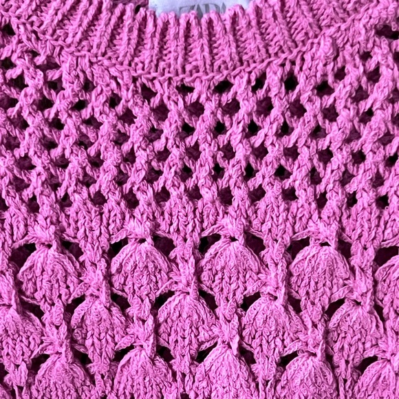 Zara Girls Bright Pink kids Open Knit cropped Crewneck Sweater 10/12 13/14 - Picture 7 of 17